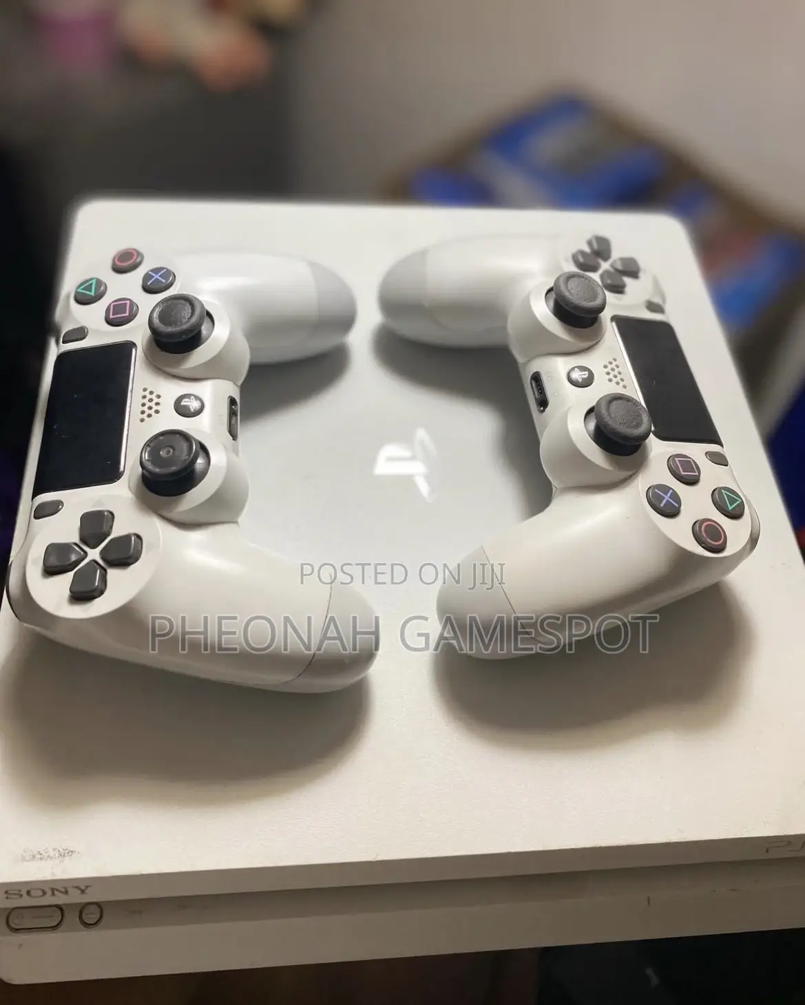 Ps4 Cool Gaming Set With Two Controllers, 12 Games, Sharp Motion.