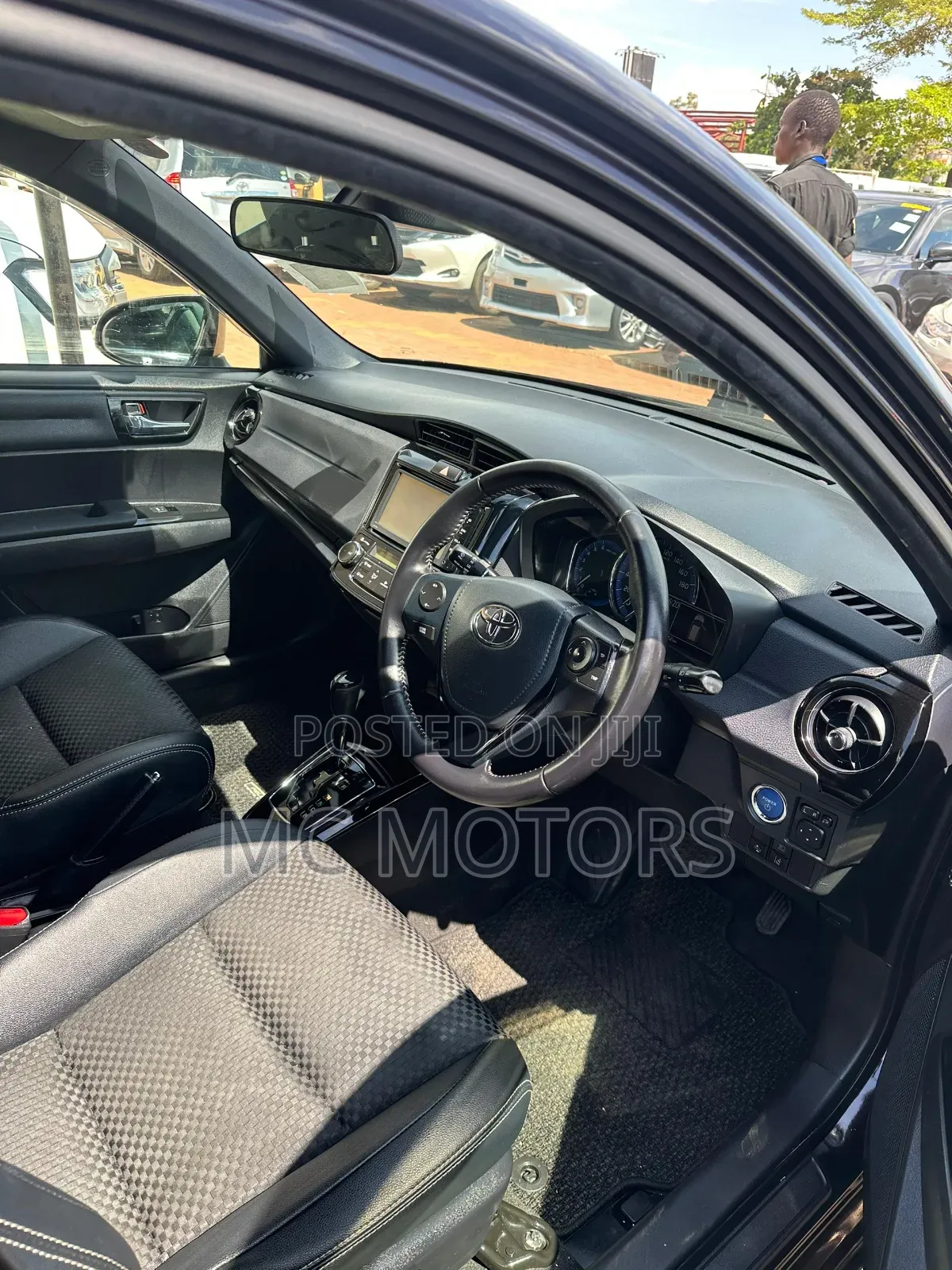Toyota Corolla Fielder 1.5 Hybrid FWD 2017 Matt Black