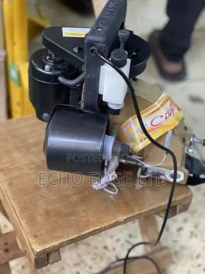 Bag Closer Machine