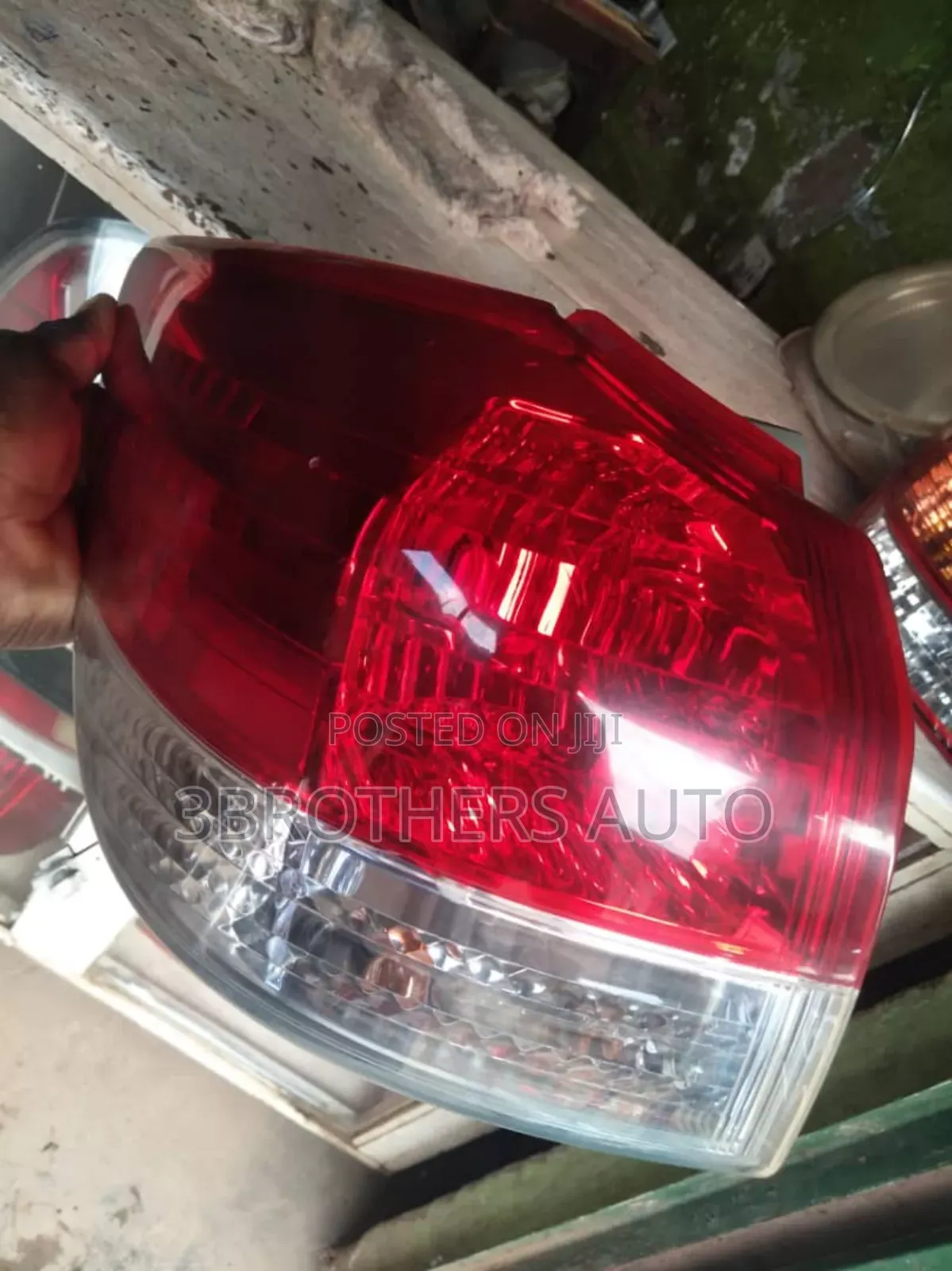 Wish Newshape Tail Light(Left)