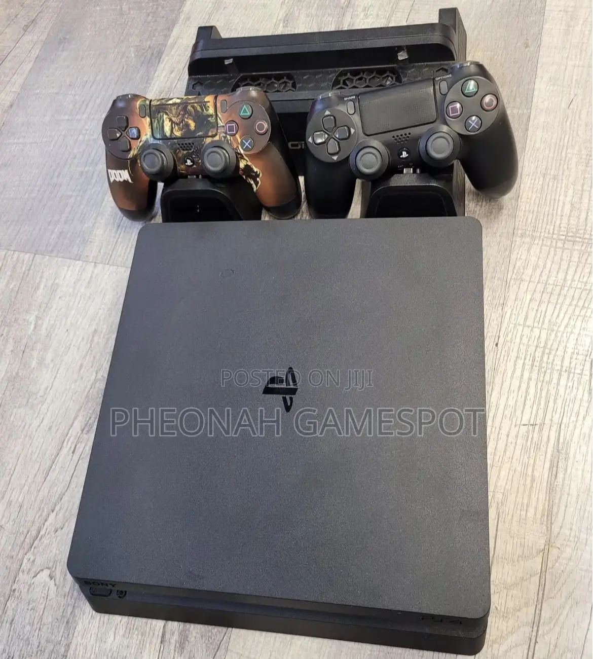 Ps4 Elite Duo, Two Pads, 16 Installed Games, Stable Vivid Action.