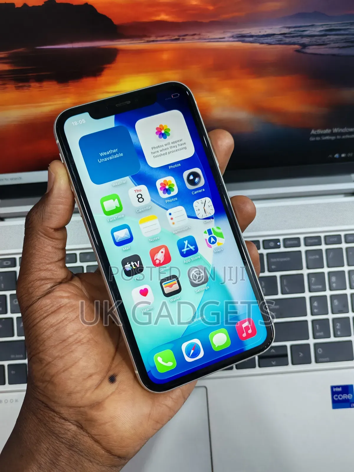 Apple iPhone 11 64 GB White