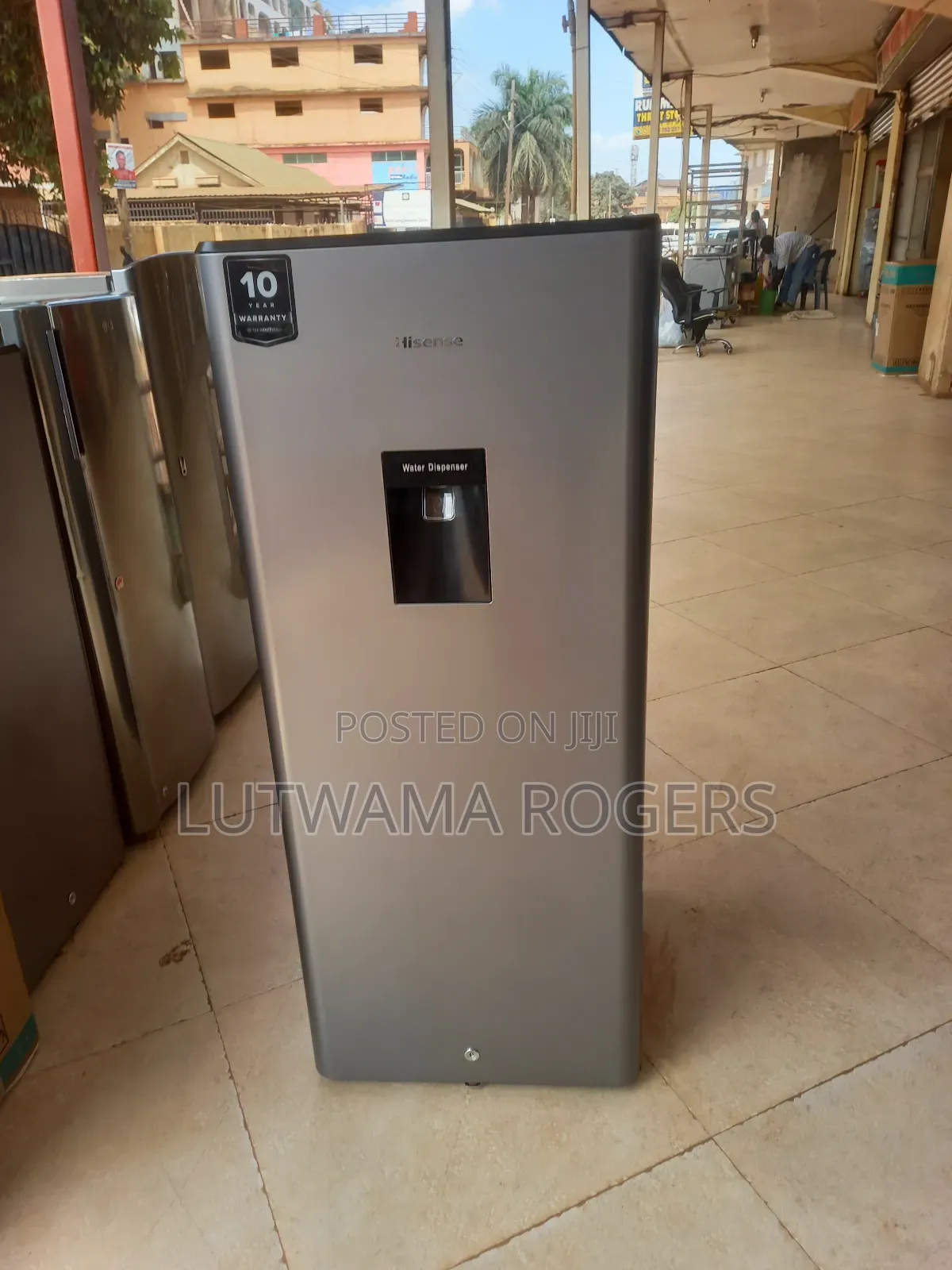 Hisense 229ltrs With Dispenser