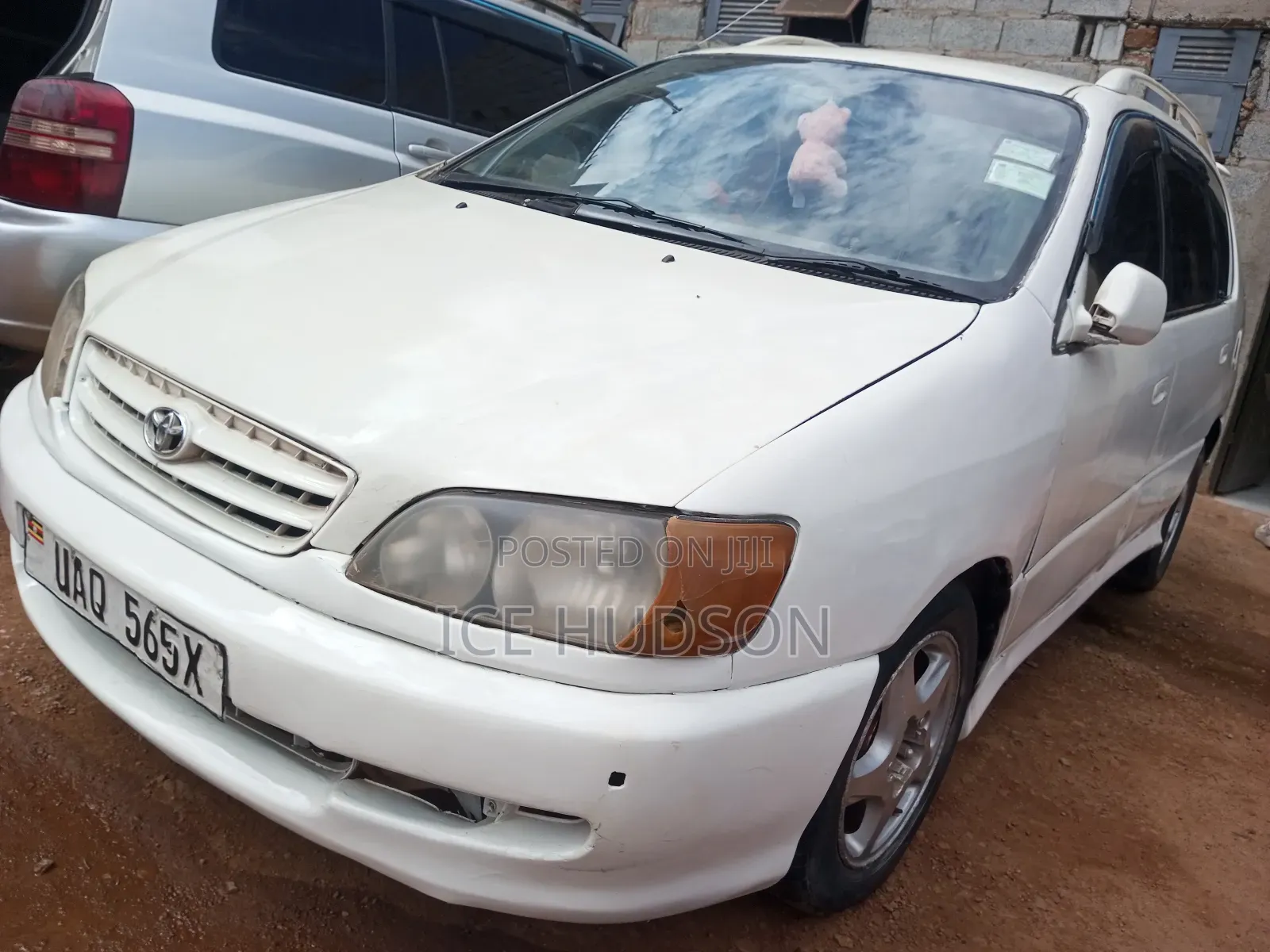 Toyota Ipsum 1999 Off white