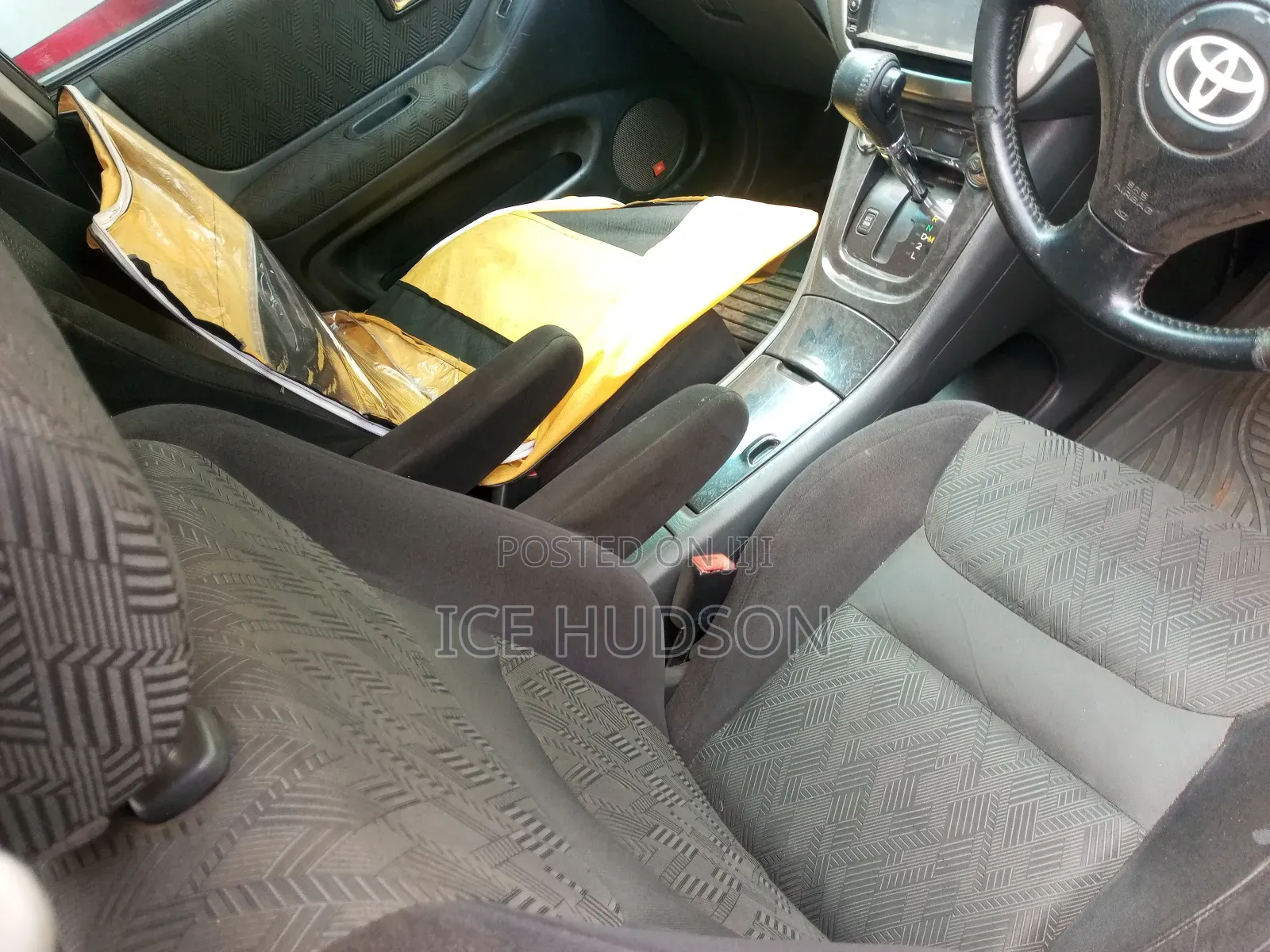 Toyota Kluger 2004 Ivory