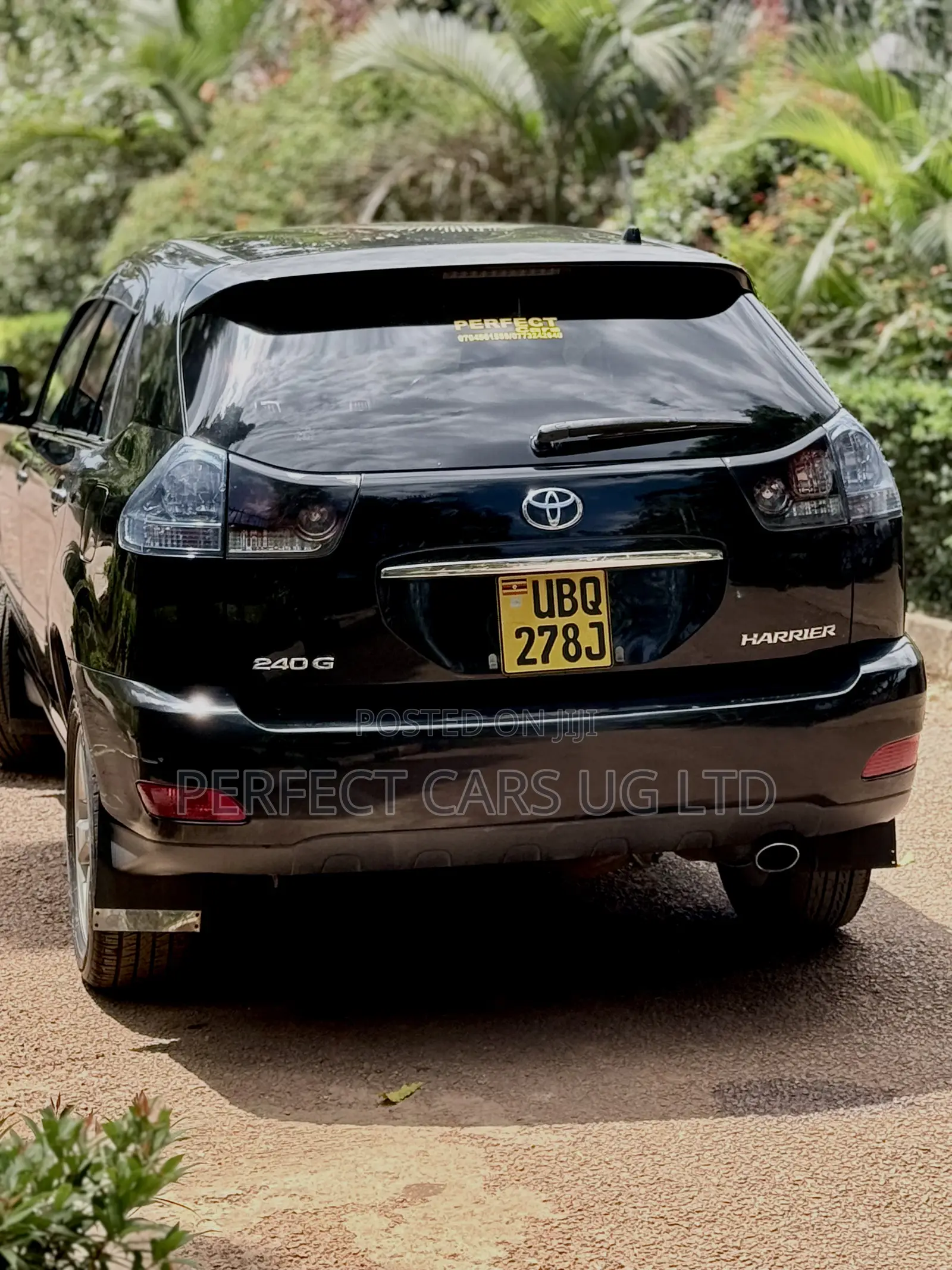 Toyota Harrier 2.4 2010 Black