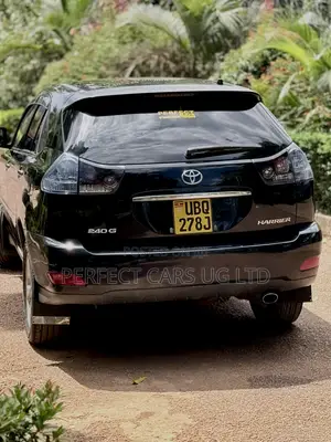 Toyota Harrier 2.4 2010 Black
