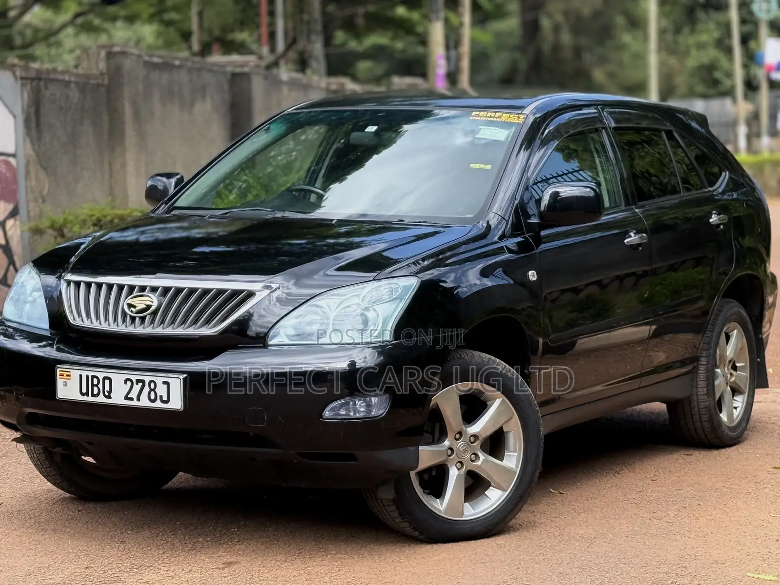 Toyota Harrier 2.4 2010 Black