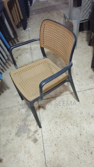 Melanie Chair