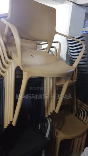 Melanie Chair
