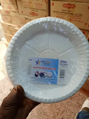25pcs 9" Plastics Disposable Plates.