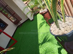 Change Your Balcony Looks Good Quality Grass Carpet