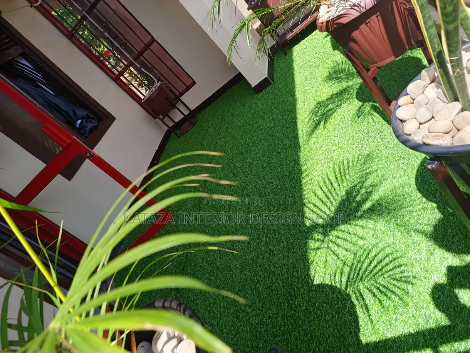 Change Your Balcony Looks Good Quality Grass Carpet