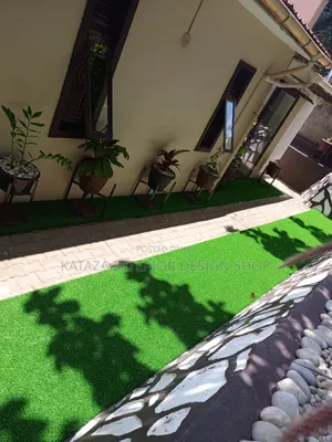 Synic Artificial Grass Carpet