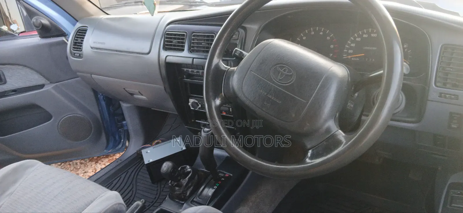Toyota Hilux Surf 2.7 SSR 2002 Blue