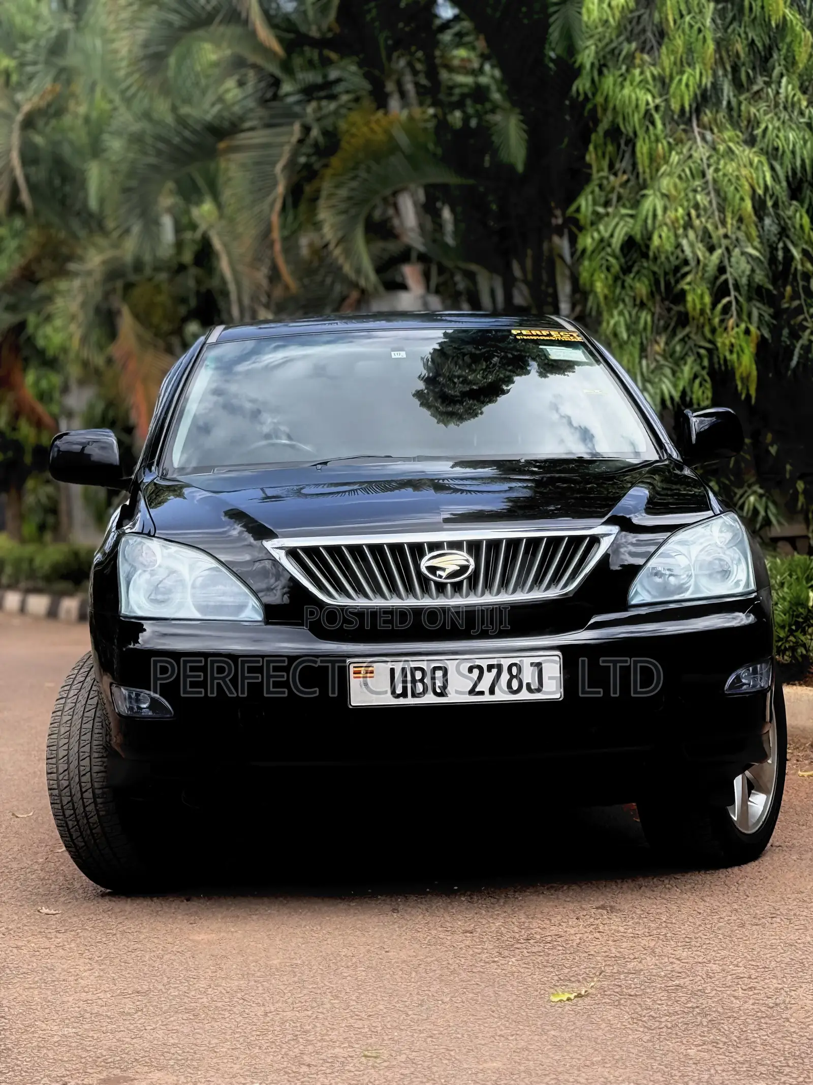 Toyota Harrier 2.4 2010 Black