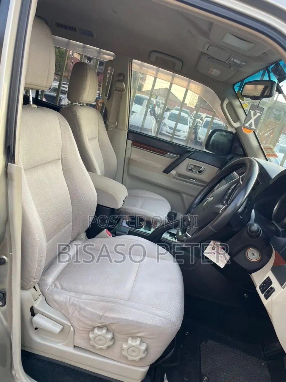 Mitsubishi Pajero 3.0 2011 Silver