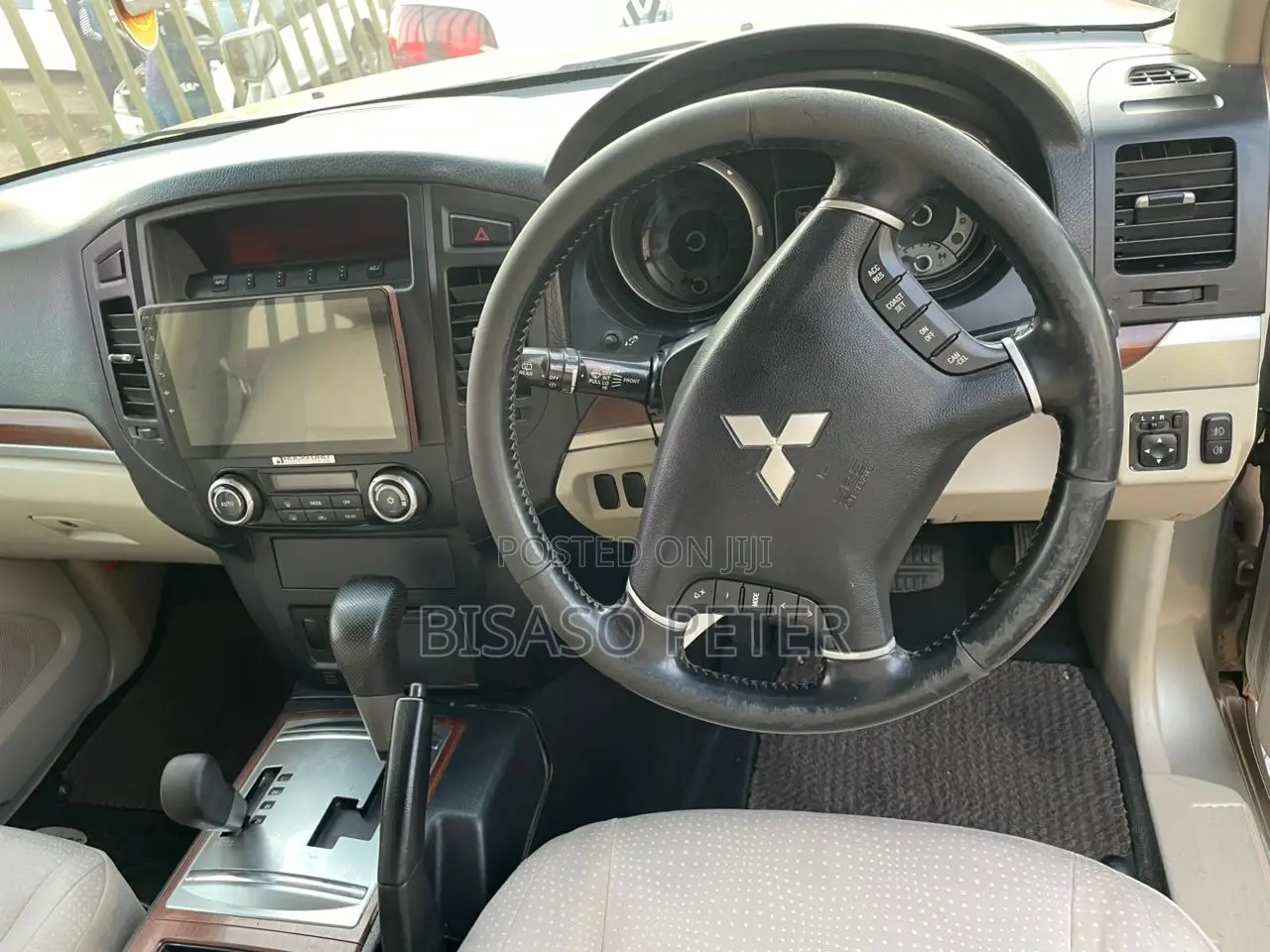 Mitsubishi Pajero 3.0 2011 Silver