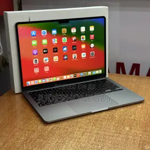 Laptop Apple MacBook Air 2022 M2 16GB Apple M2 SSD 512GB