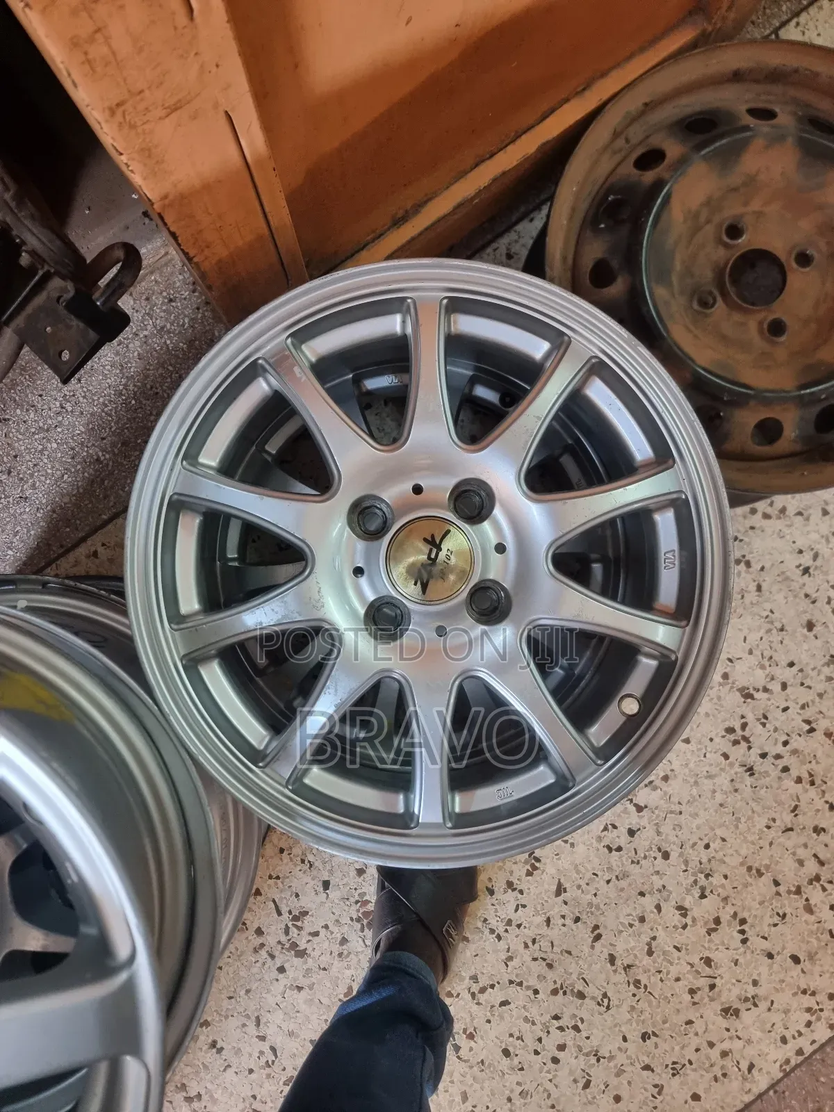 Size 15 Rims Japan for Toyota Fielder.