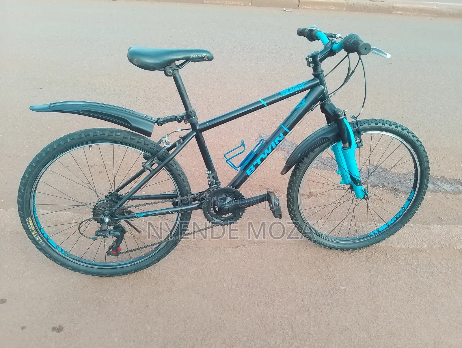 B-Twine Size 24 Original Bike