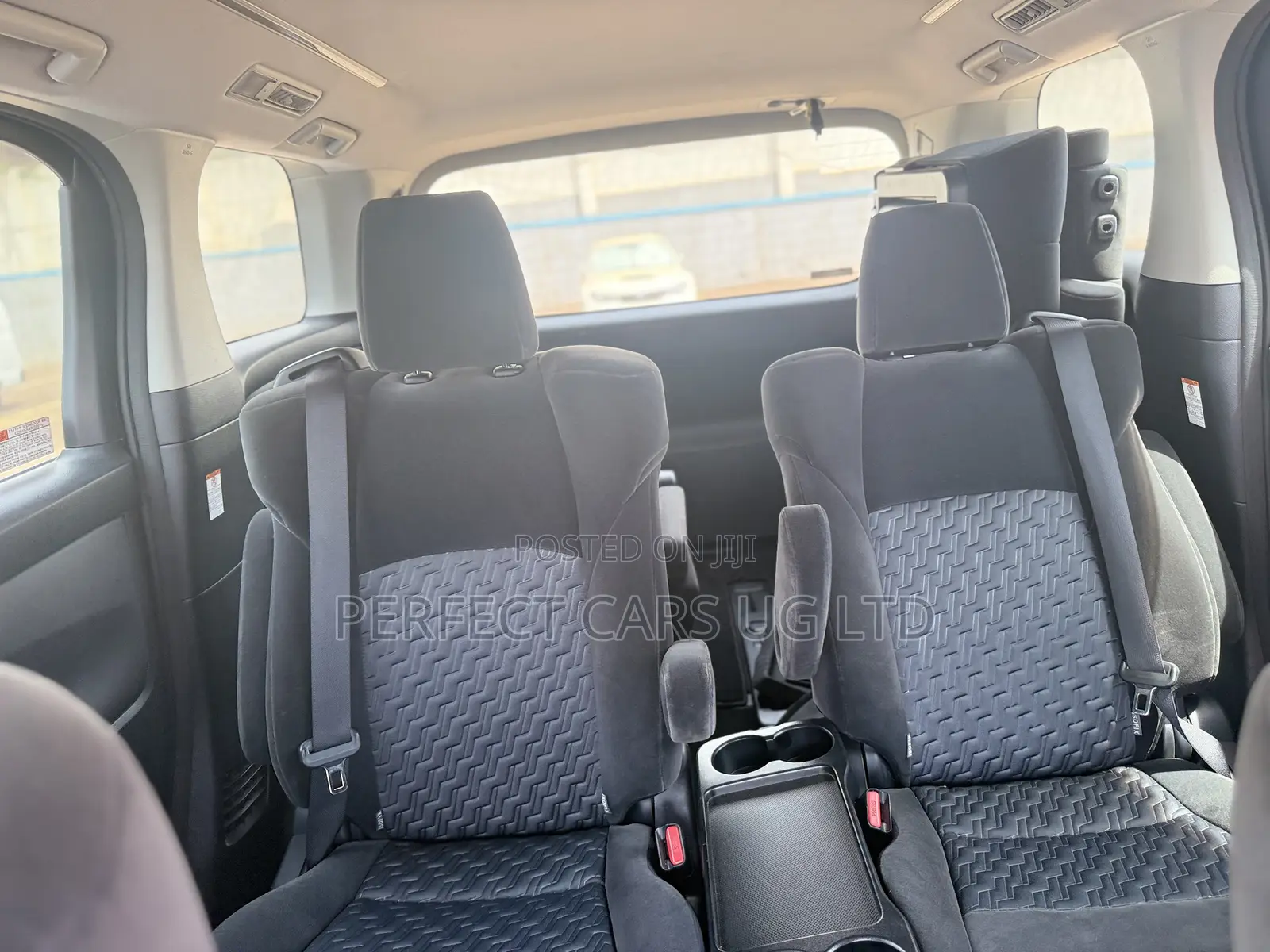 Toyota Alphard 2.5 Petrol FWD 2016 Purple