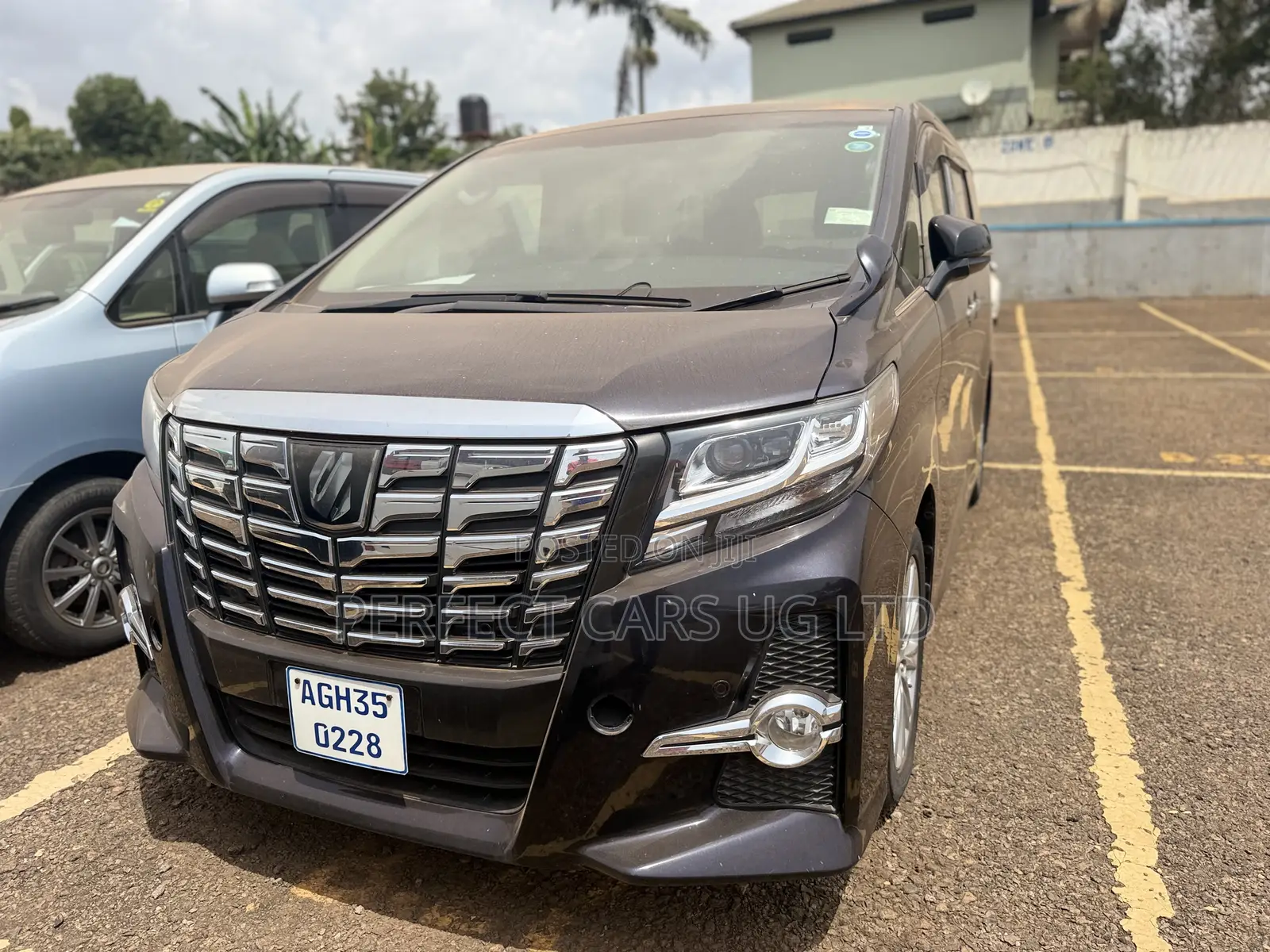 Toyota Alphard 2.5 Petrol FWD 2016 Purple