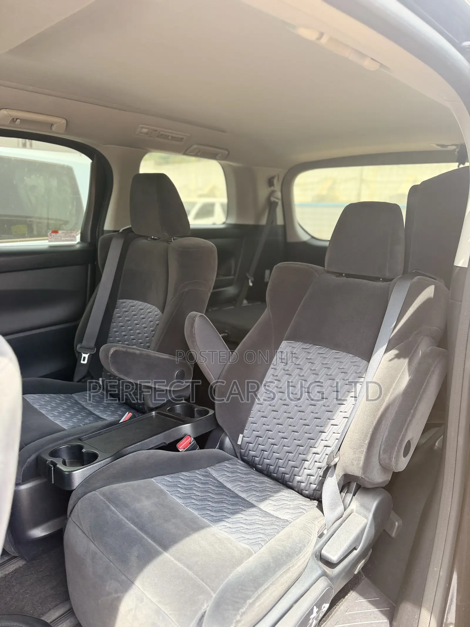 Toyota Alphard 2.5 Petrol FWD 2016 Purple