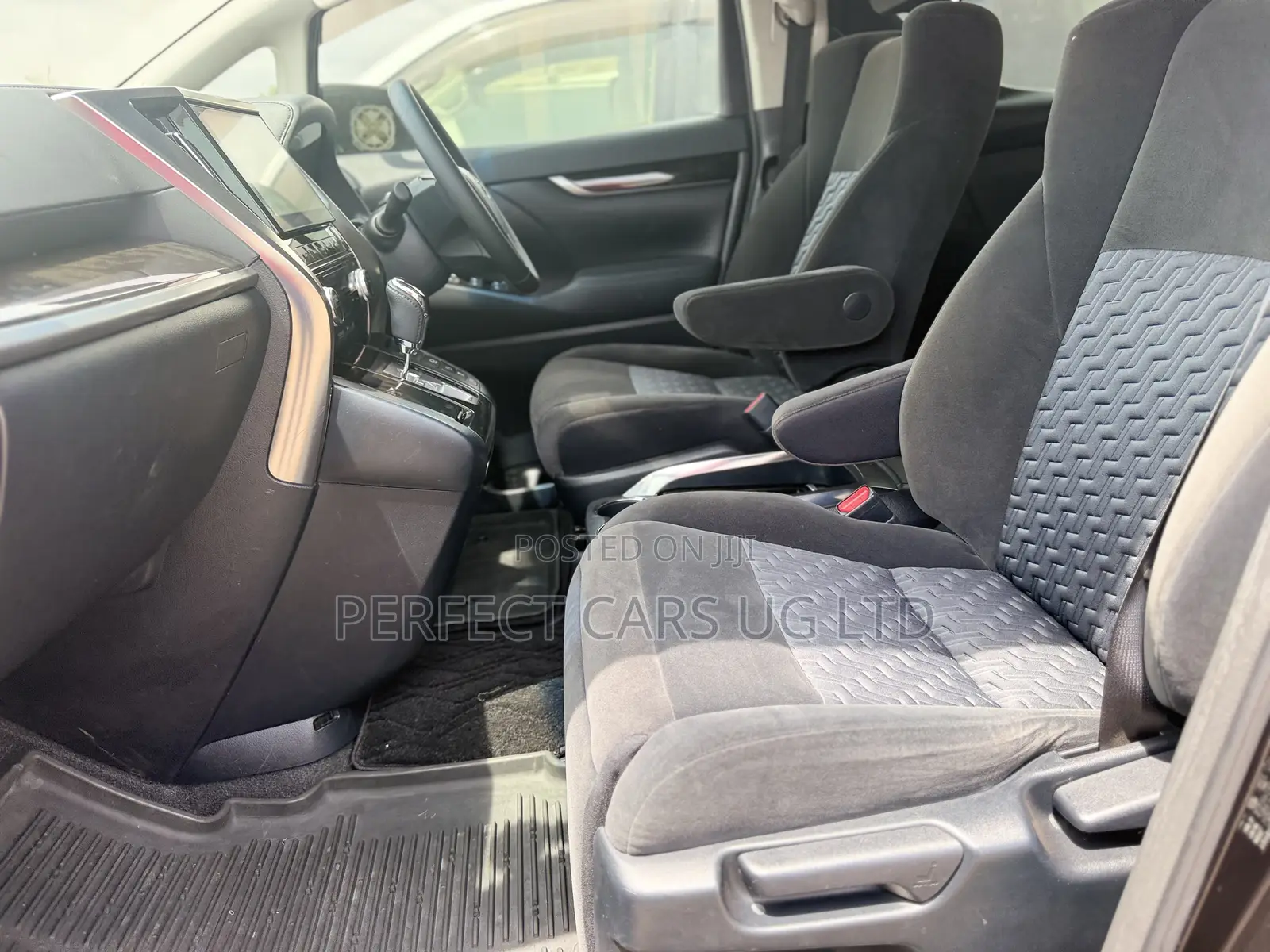 Toyota Alphard 2.5 Petrol FWD 2016 Purple