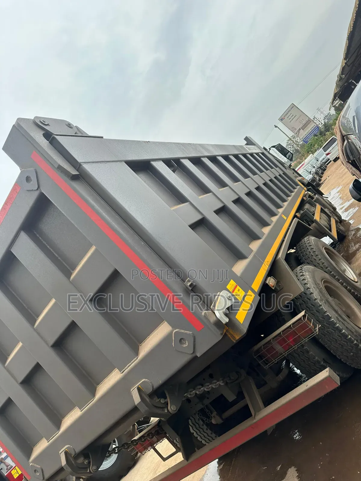 Howo Sintruck 2025 Gray