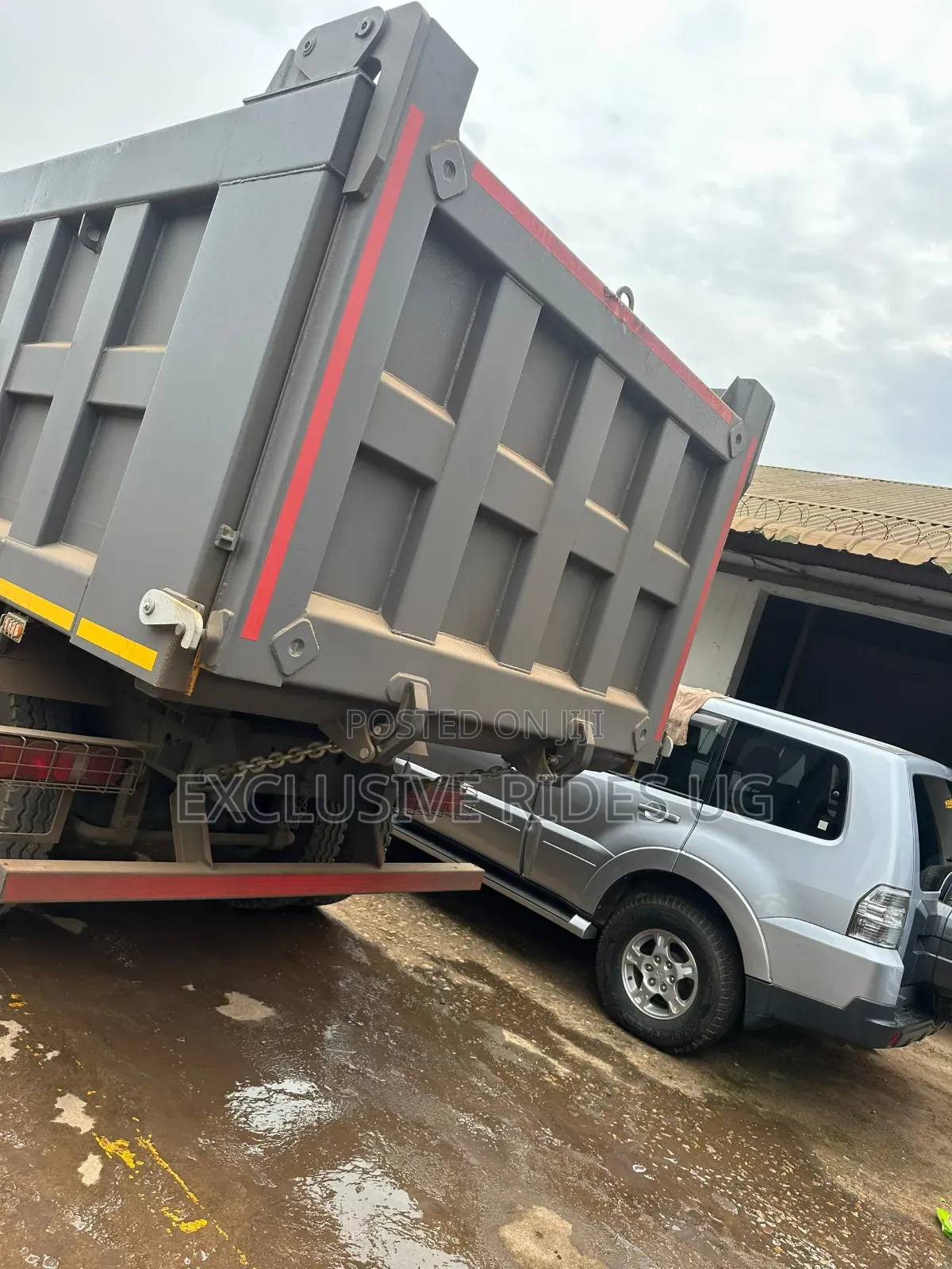 Howo Sintruck 2025 Gray