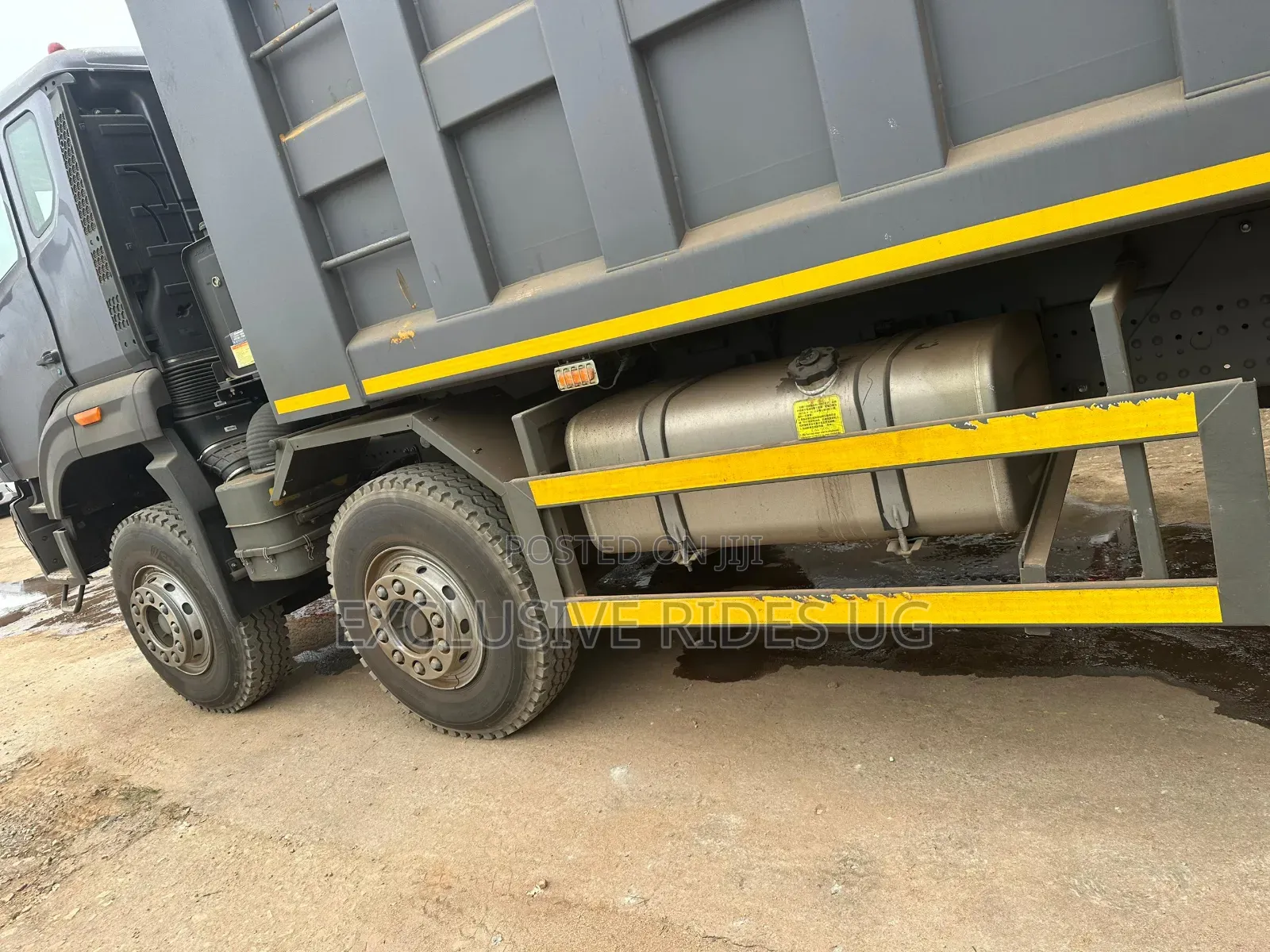 Howo Sintruck 2025 Gray