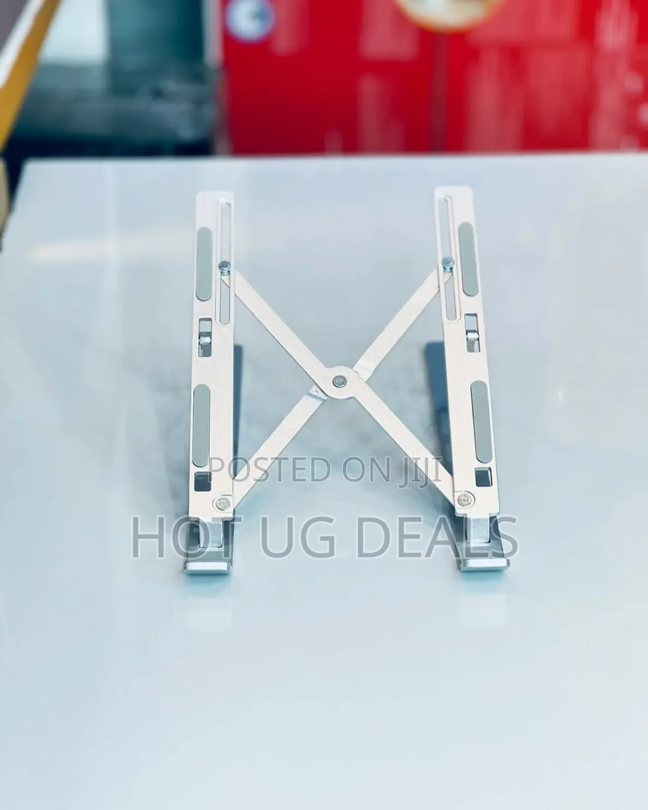 Moxom Laptop Stand. Adjustable,Foldable And Portable.