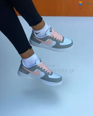 Airforce 1 Ladies Sneakers