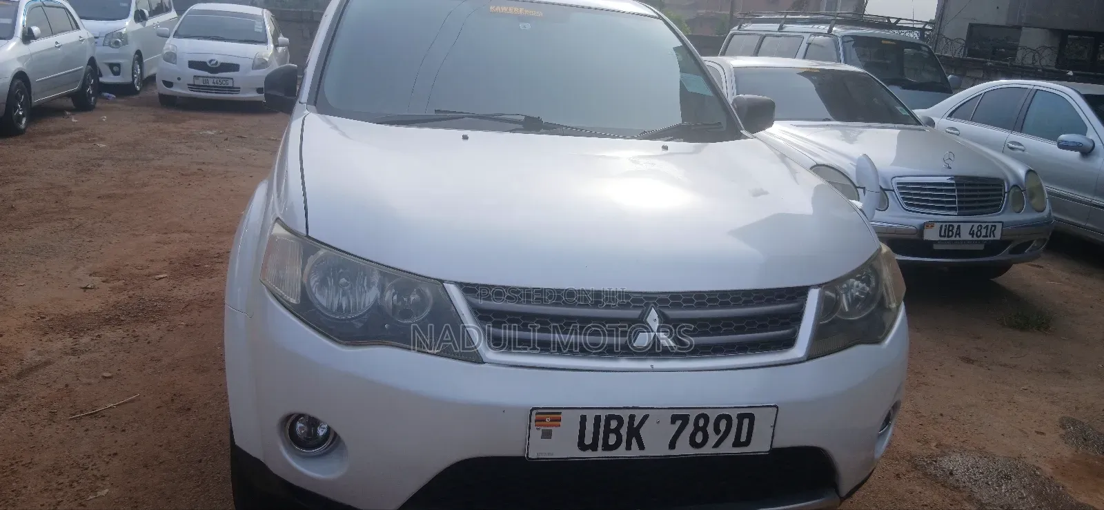 Mitsubishi Outlander 2010 White