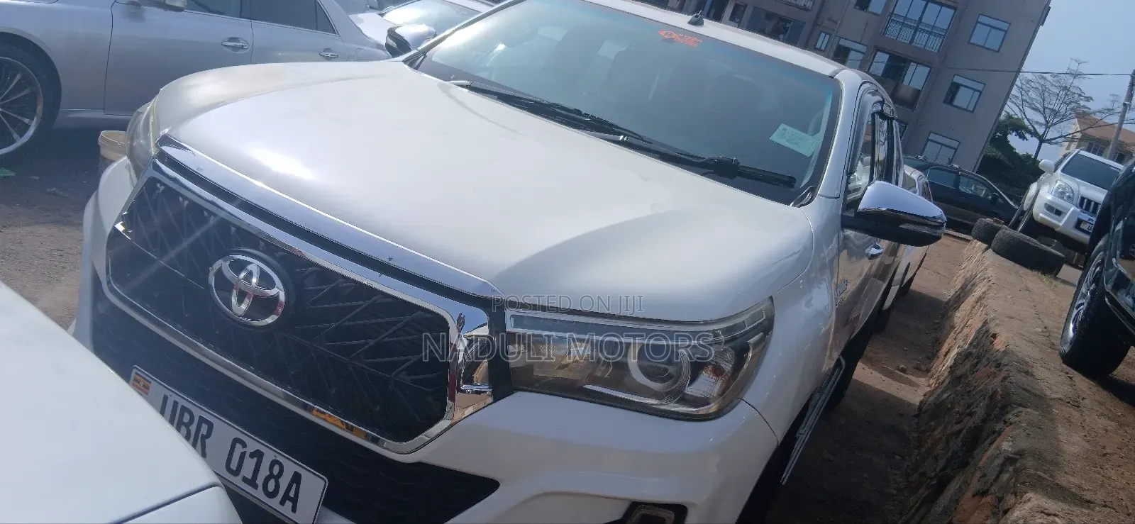 Toyota Hilux Revo Double Cab Deisel 2.8 AWD 2018 White