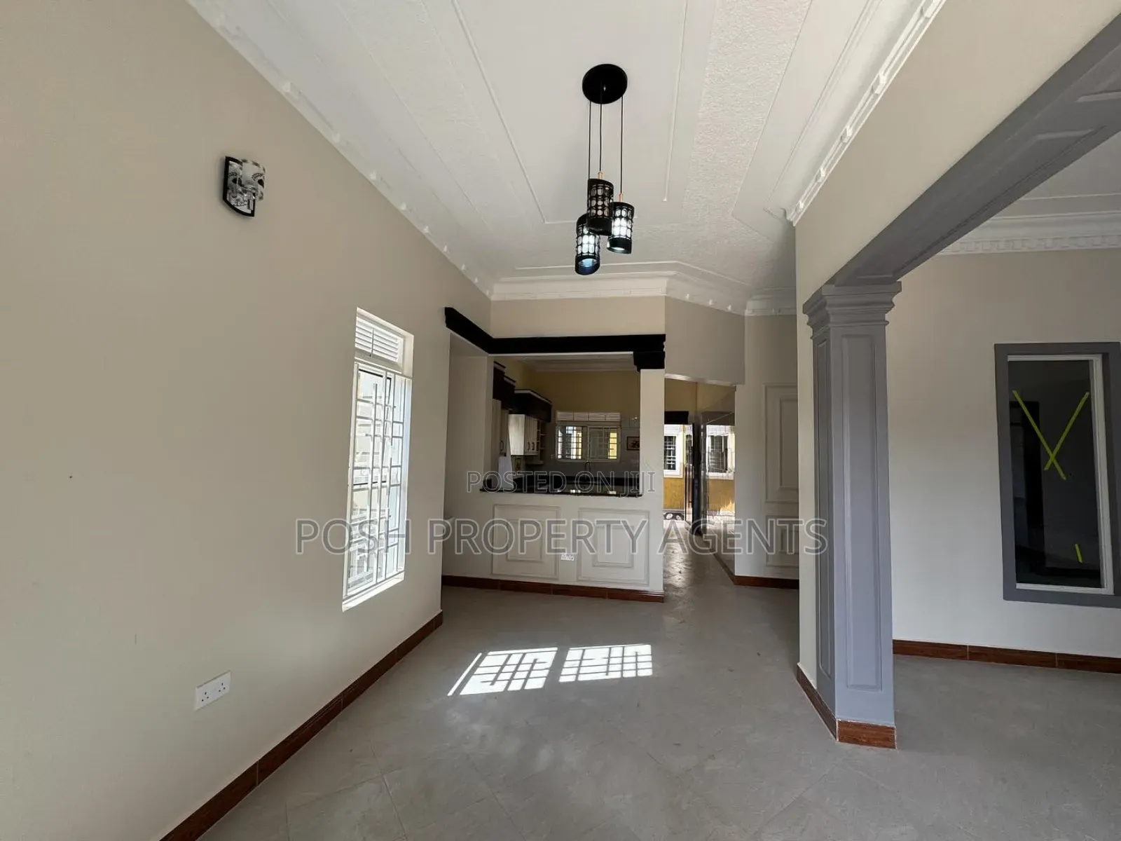 3bdrm Bungalow in Kitende Entebbe Road, Central Division for rent