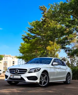 Mercedes-Benz C200 2016 White