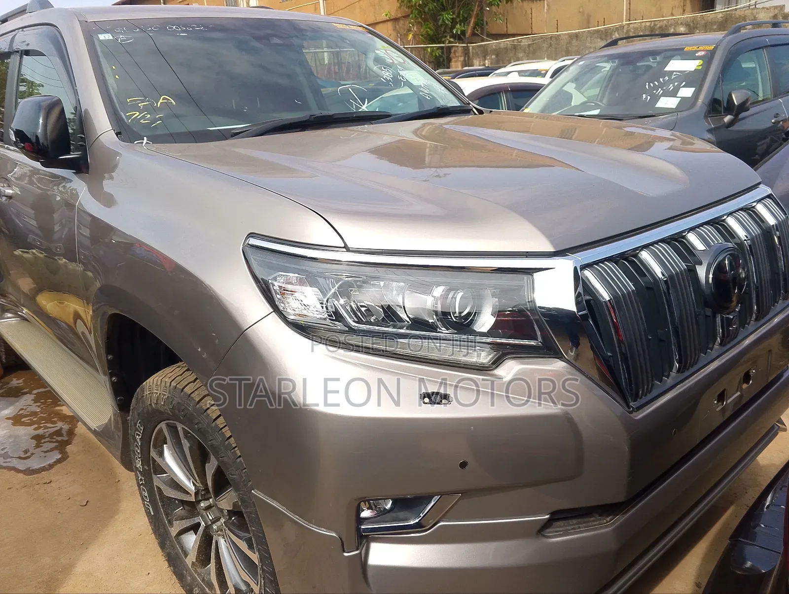 Toyota Land Cruiser Prado 2.8 2020 Gold