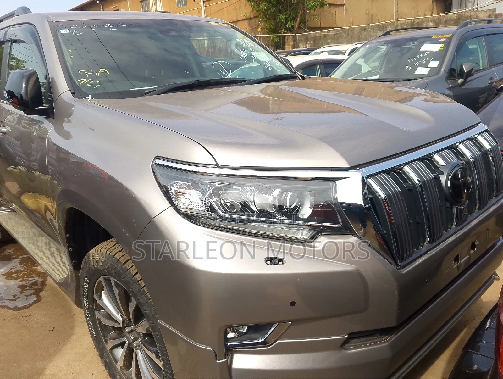 Toyota Land Cruiser Prado 2.8 2020 Gold