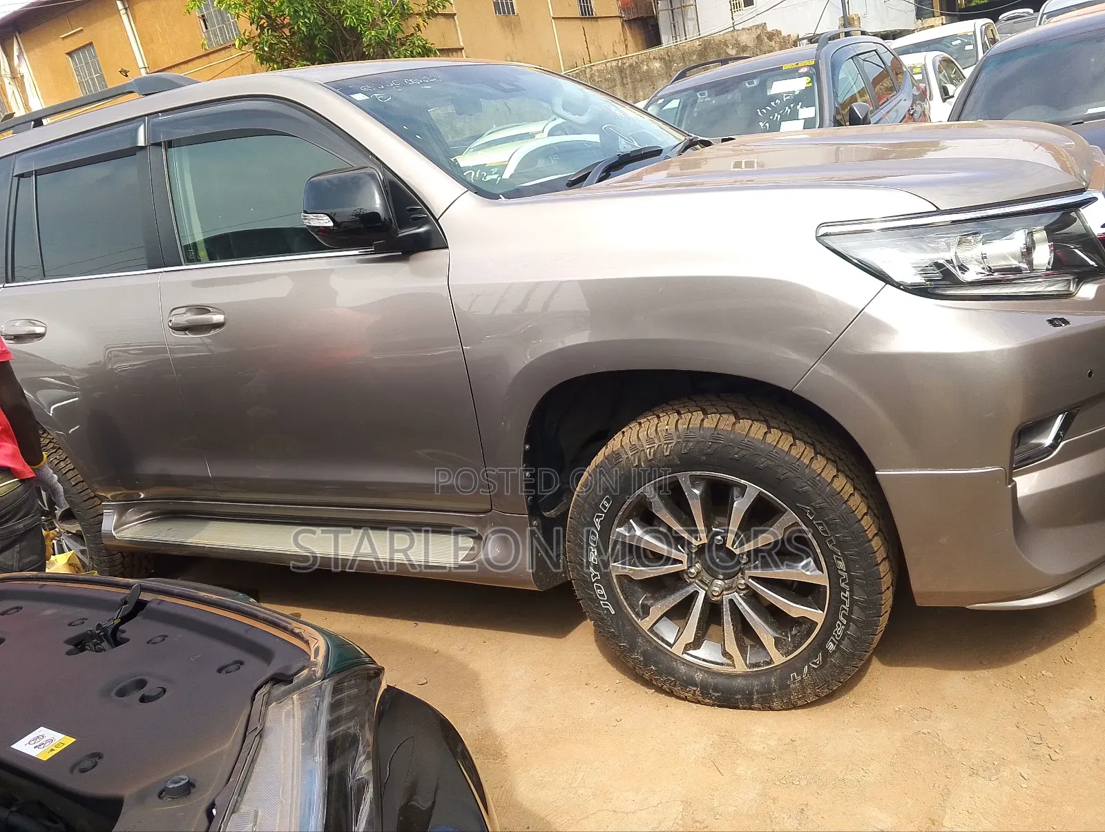 Toyota Land Cruiser Prado 2.8 2020 Gold