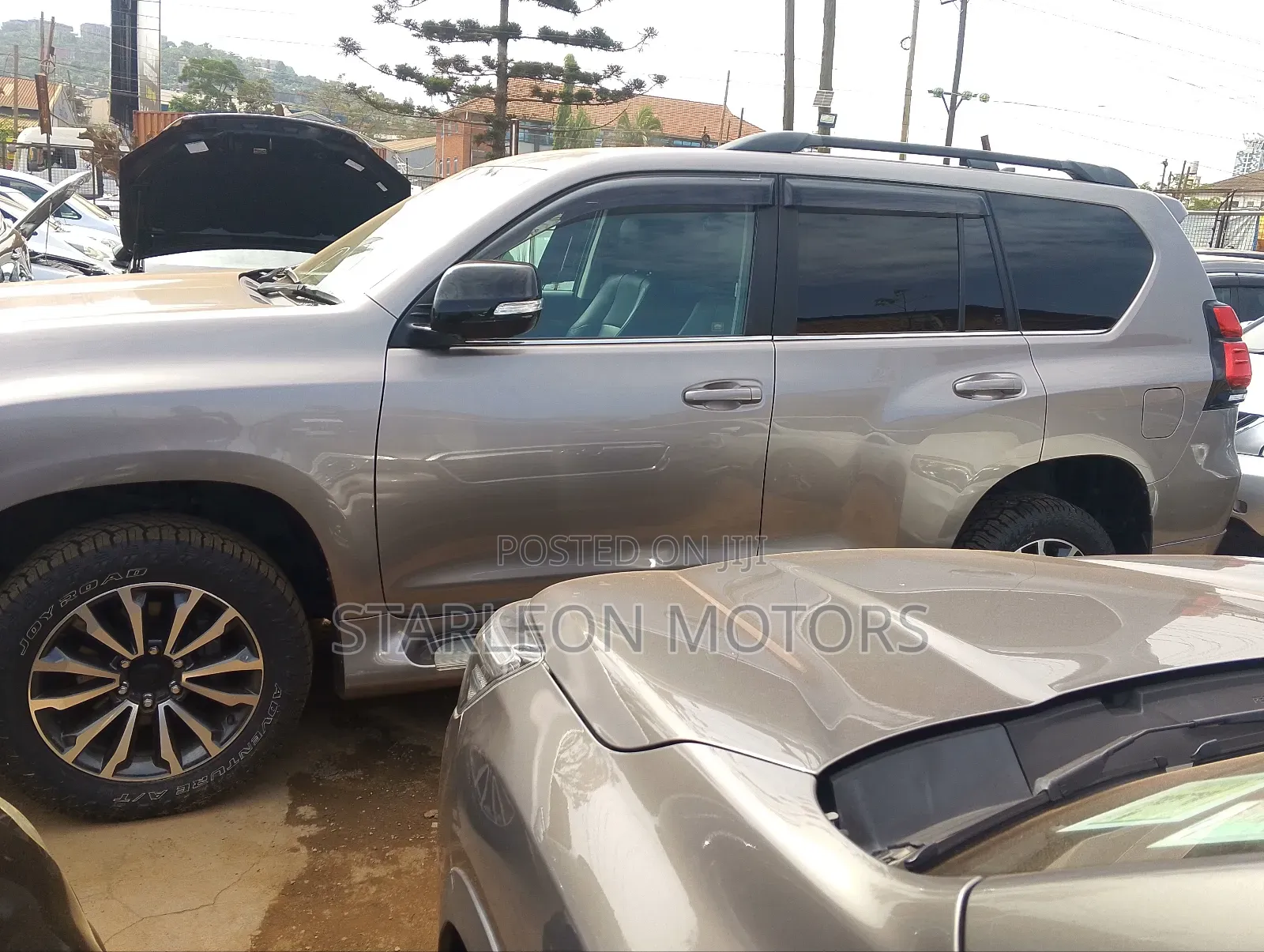 Toyota Land Cruiser Prado 2.8 2020 Gold