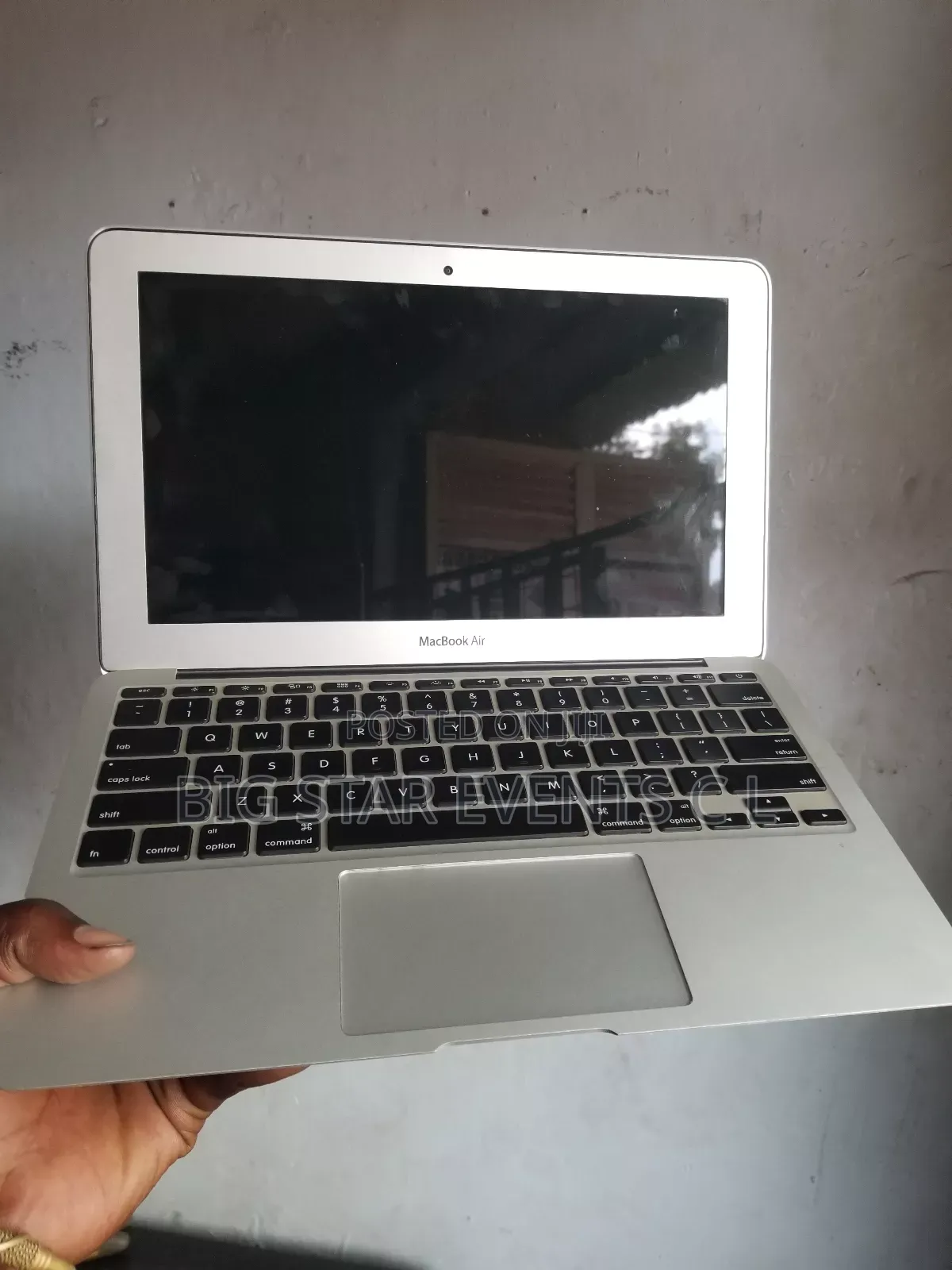 Laptop Apple MacBook Air 4GB Intel Core I3 SSD 60GB
