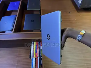 New Laptop HP EliteBook 840 G3 8GB Intel Core I5 SSD 256GB