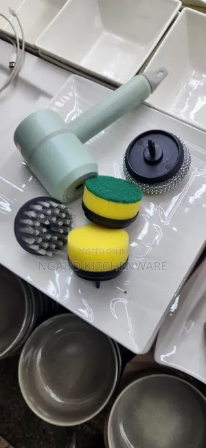 Spin Scrubbing Brush