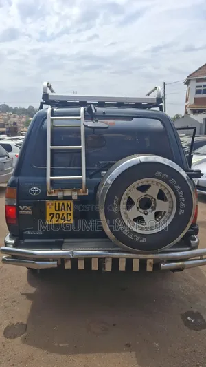 Toyota Land Cruiser 2000 Blue