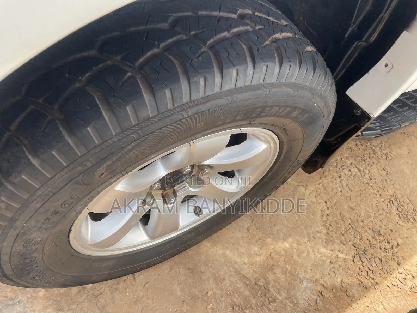 Toyota Land Cruiser Prado 2008 White