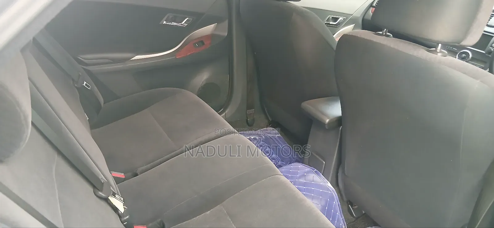 Toyota Premio 1.8 FWD 2011 Silver