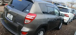 Toyota RAV4 Limited AWD (2.5L 4cyl 6A) 2013 Gray