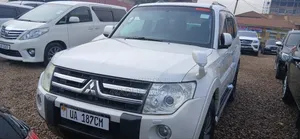 Mitsubishi Pajero 3.0 2011 White